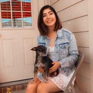 Meet your Posher, Leilani